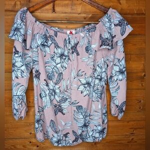 ❤️ NWOT Floral Off-Shoulder Top - Pink 3/4 Sleeves with 4 buttons Size 1XL